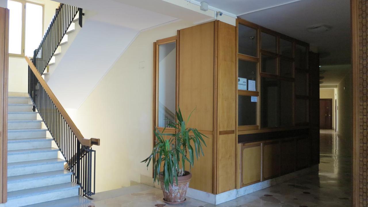 Pretty Panoramic Apartment - Half Way Center-Vomero District Naples Extérieur photo